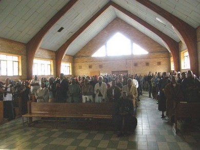 Μιλώντας στην εκκλησία του Αγ. Ιωσήφ στη Leribe